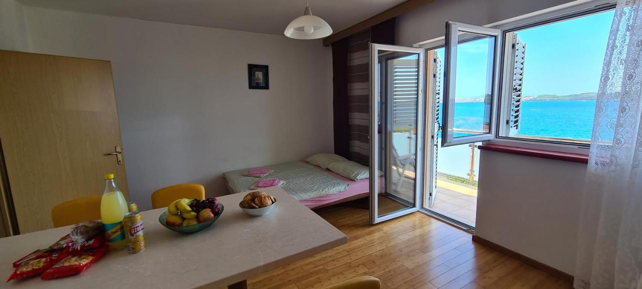 Apartmani Gizela Donji Seget Kültér fotó