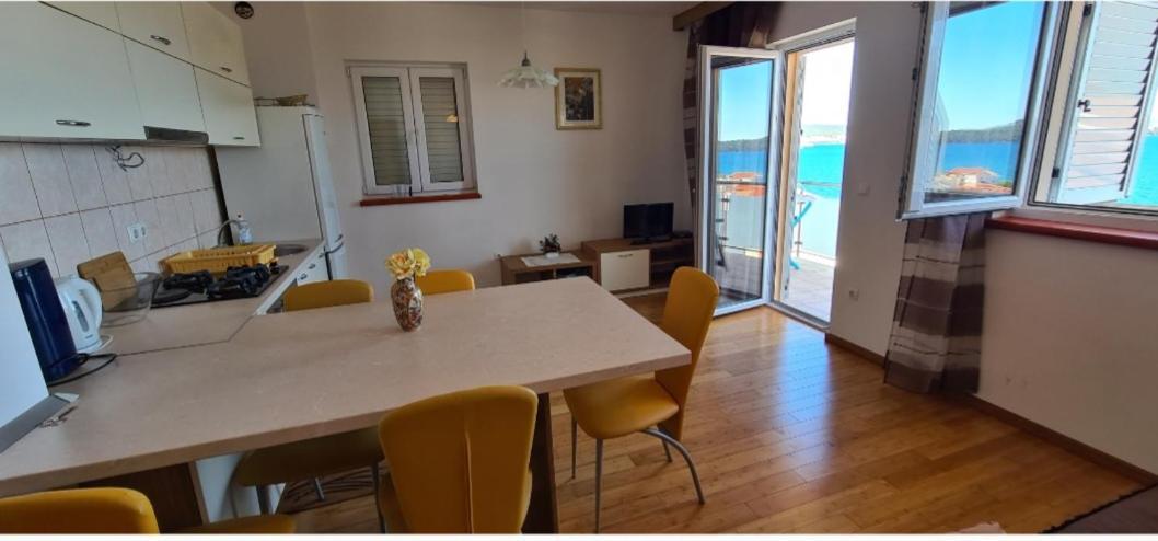 Apartmani Gizela Donji Seget Szoba fotó